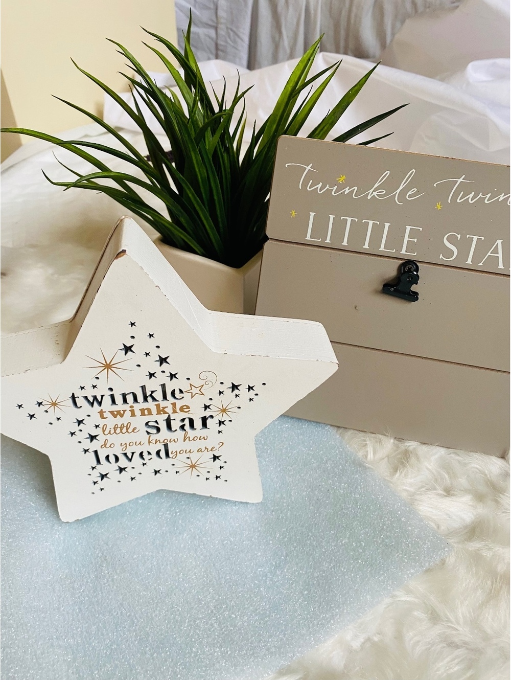 Twinkle Little Star Wooden Wall Table Decor Set Beige Gold